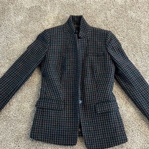 Women’s size 0 J Crew wool blazer, new condition